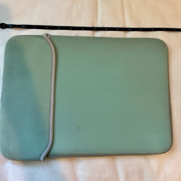 Baby blue laptop slip lightweight case - Picture 3 of 5